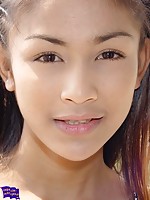 shemale sexy masturbating